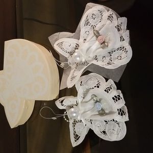 Pair of two doily angel ornaments